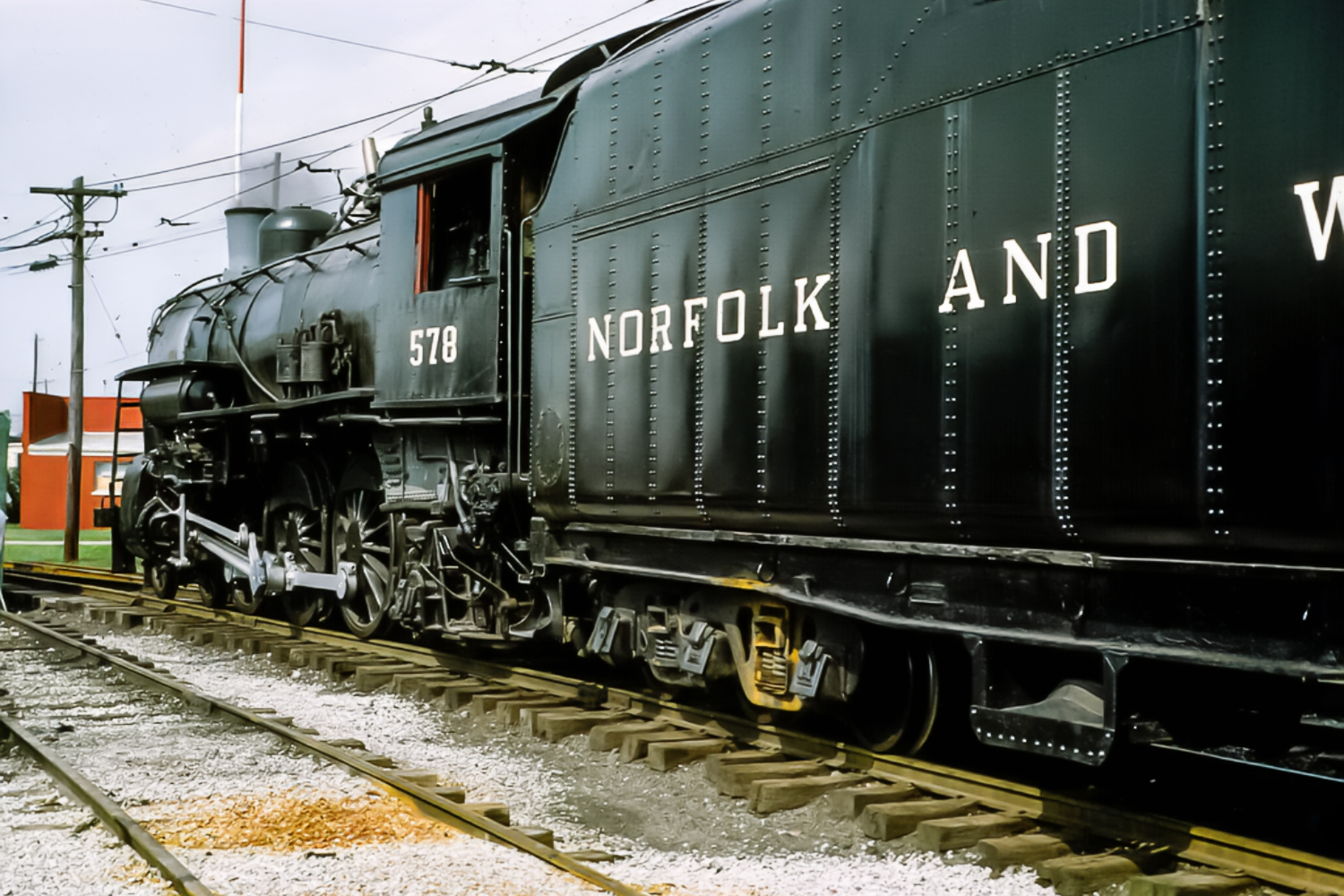 Thumbnail: 578 near the depot